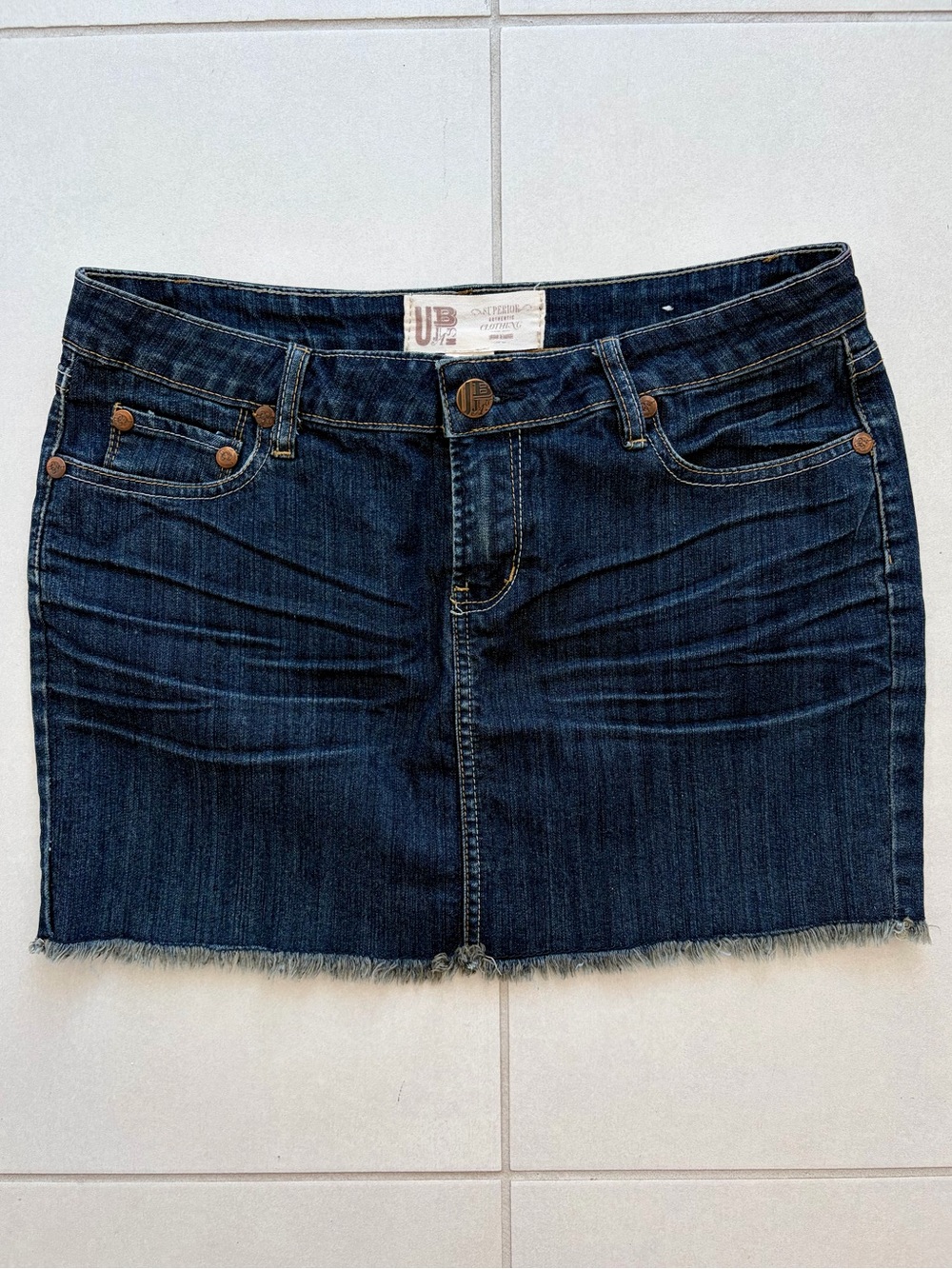 Urban Behavior Dark Wash Denim Mini Skirt – Y2K Raw Hem Jean Skirt | Size M